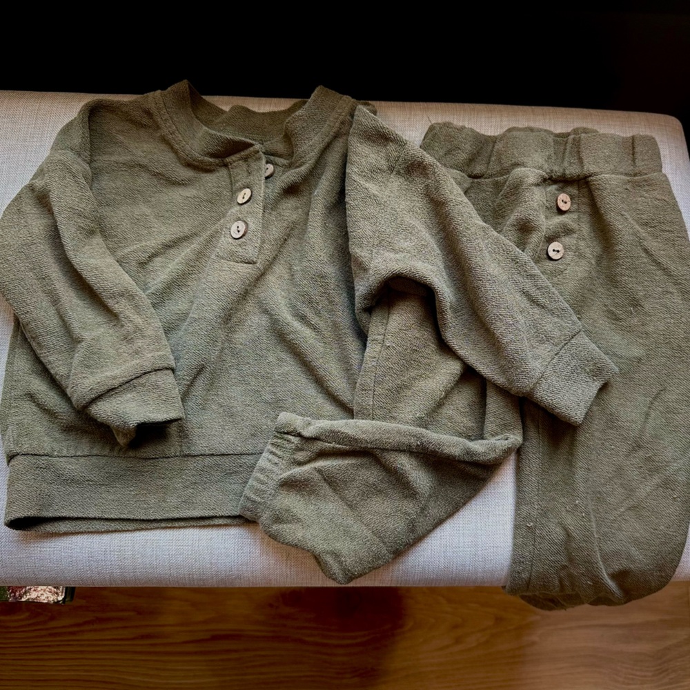 Rylee + Cru thermal set
